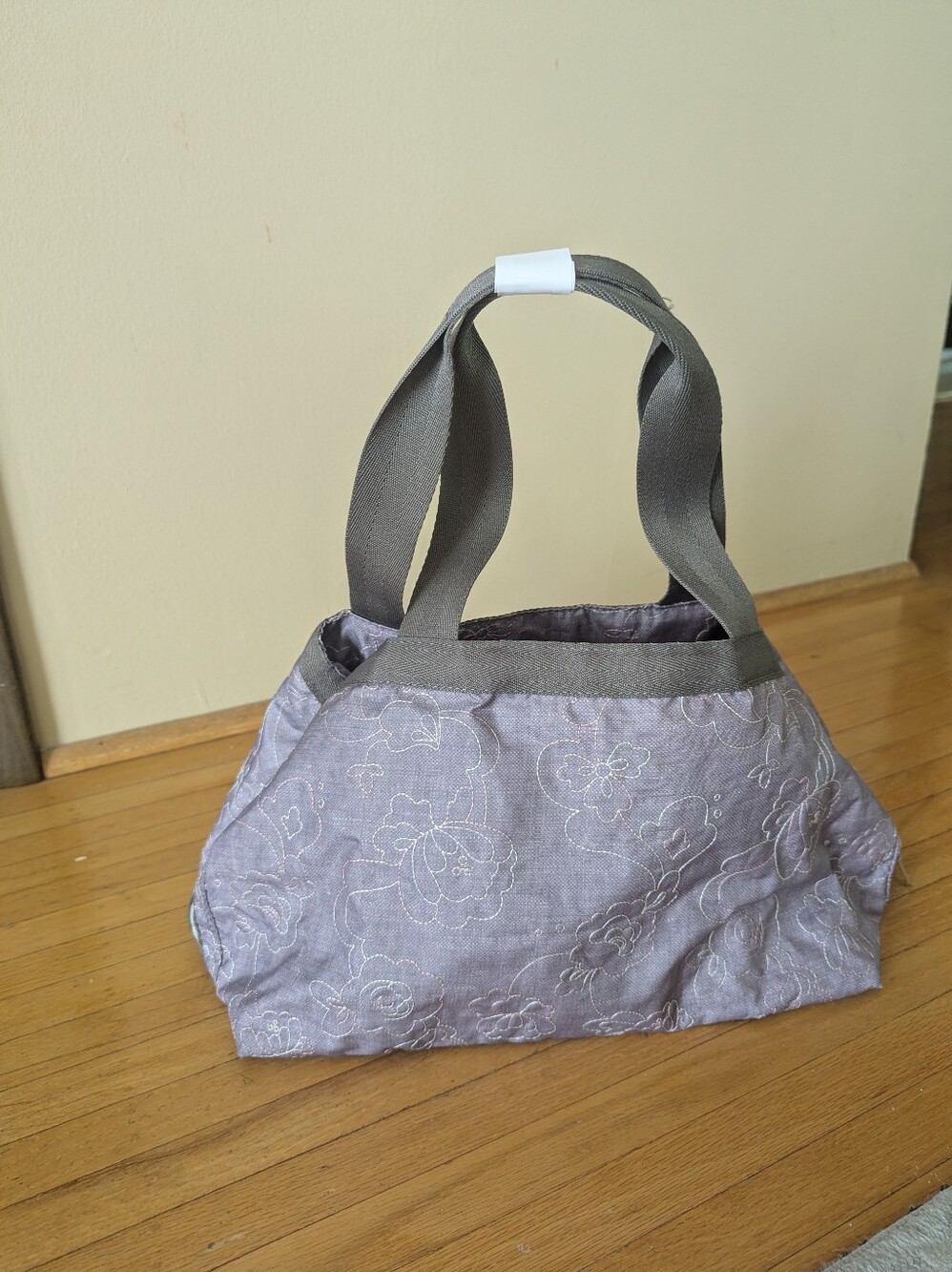 Everyday Quilted Tote Bag in Light Gray